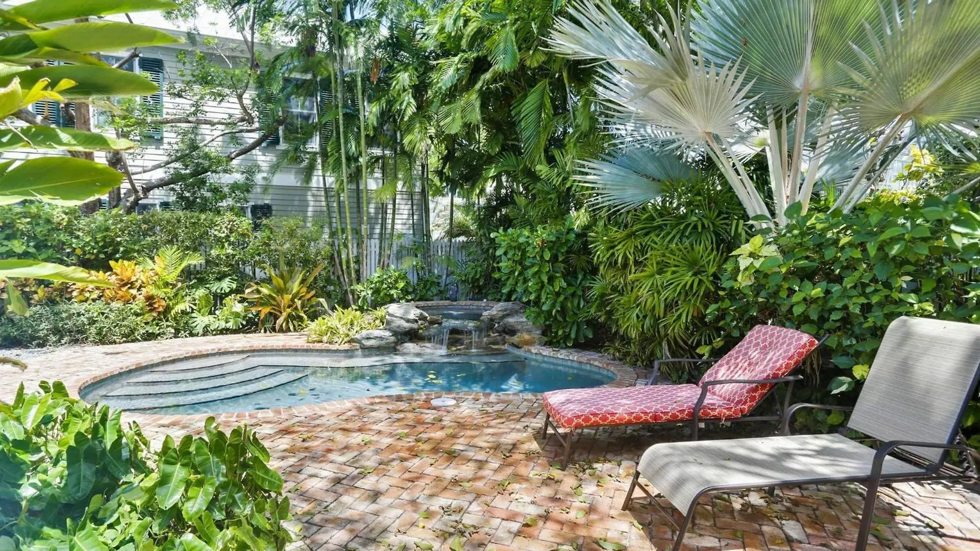Emmas Secret By Avantstay Heart Of Old Town W Shared Pool Month Long Stays Only Key West